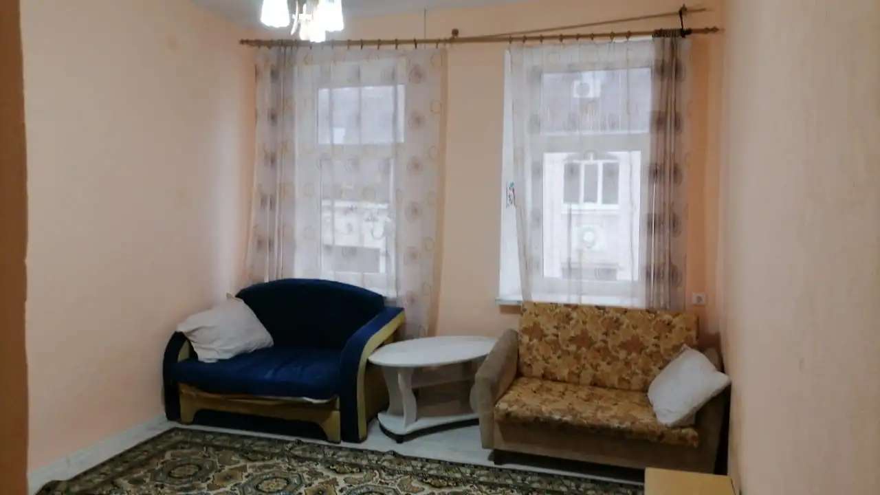 Продается комната, Серафимовича 55