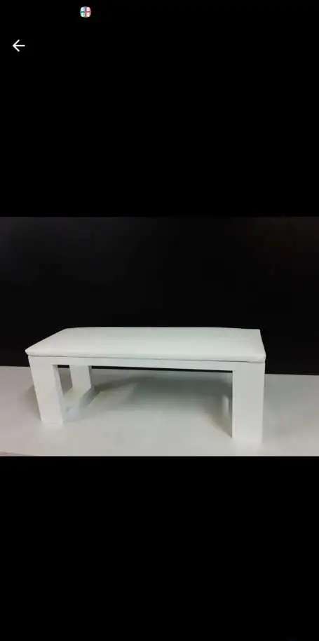 Маникюрная подставка
