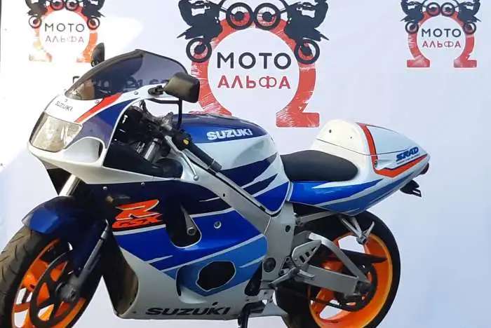 Suzuki GSX R 750