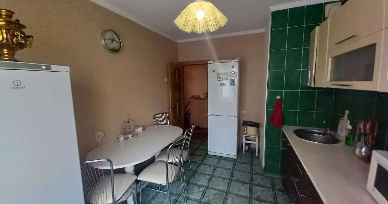 Сдаю комнату ЗЖМ. 2 Краснодарская
