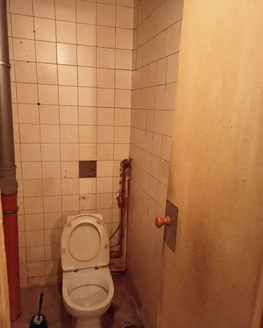 Продаю комнату в коммунальной квартире, Турмалиновская 85А