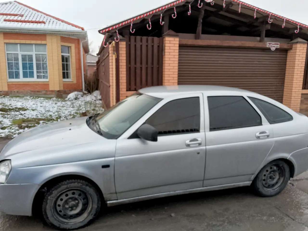 Продаю лада приора хэтчбек