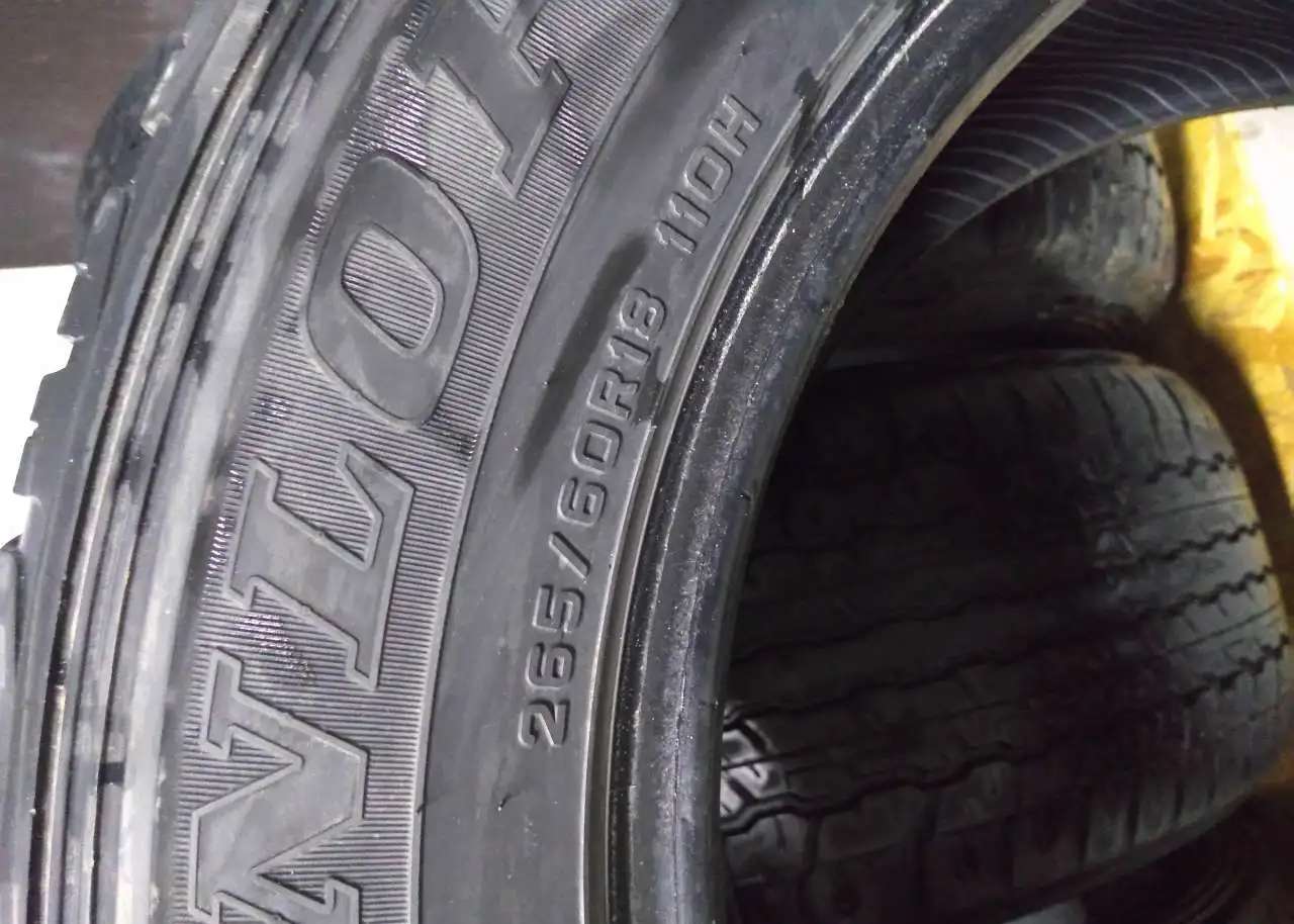 ПРОДАЮ комплект шин Dunlop Grandtrek AT22 265\60 R18 110H