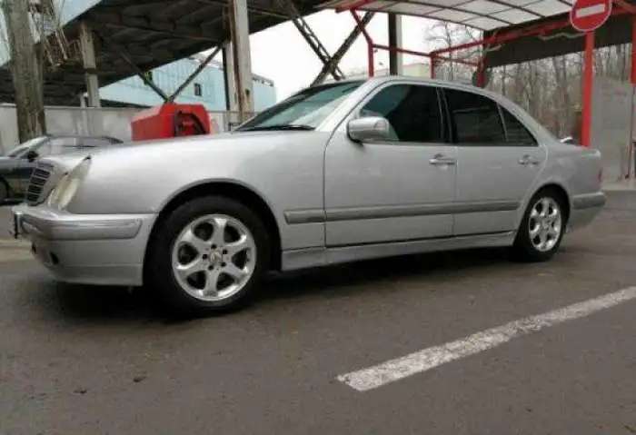 Продам Mercedes, 2001 в Ростове-на-Дону