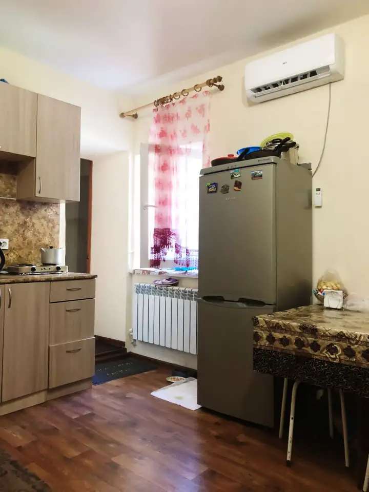 Продаю 2-х ком квартира Нахичевань, 9 линия, 36,00 м², 1 эт., Нахичевань, 9 линия