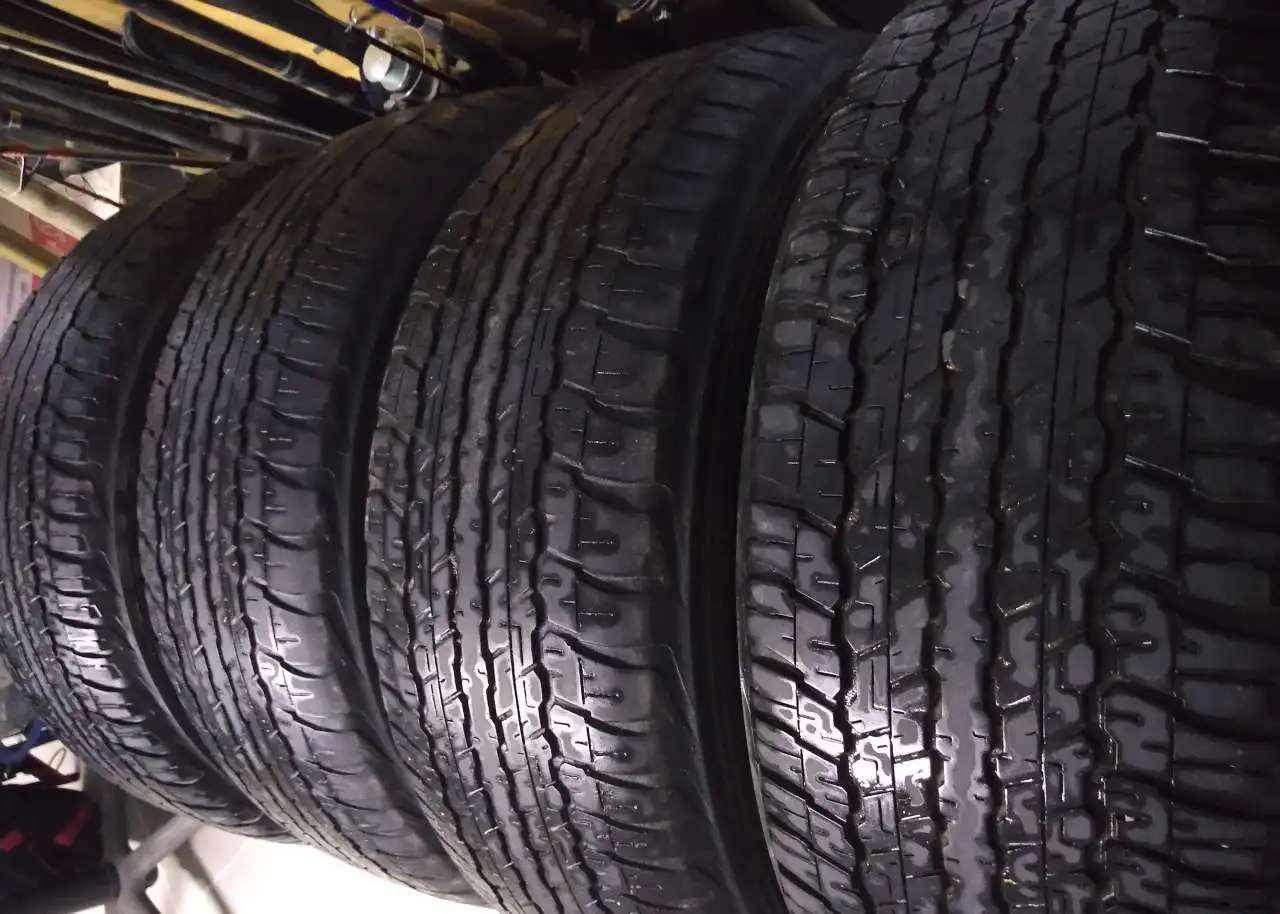 ПРОДАЮ комплект шин Dunlop Grandtrek AT22 265\60 R18 110H