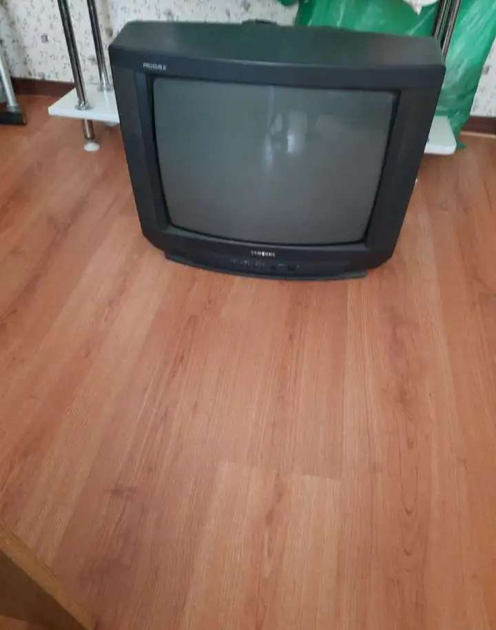 Продаю Б/У телевизоры