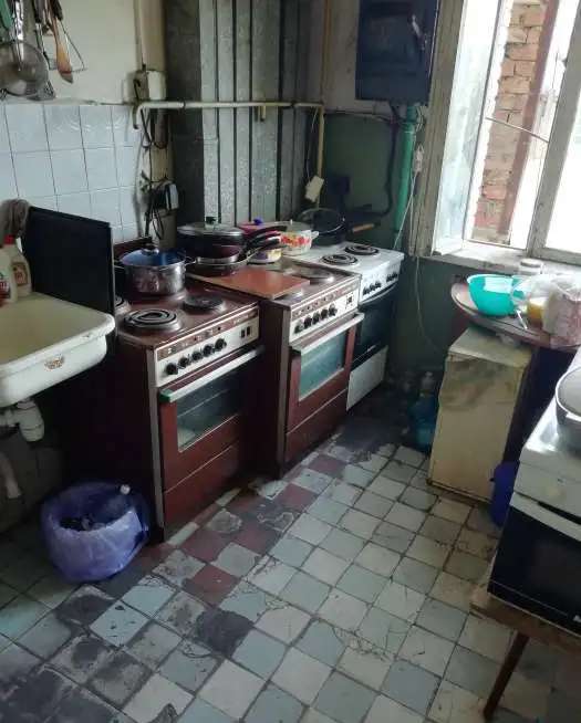 Продаю комнату на западном, Содружества , 82