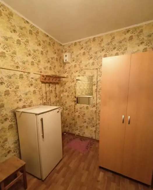Продаю комнату в коммунальной квартире, Турмалиновская 85А