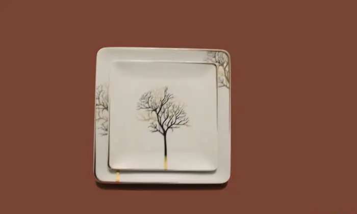 Тарелки из фарфора, сервизы