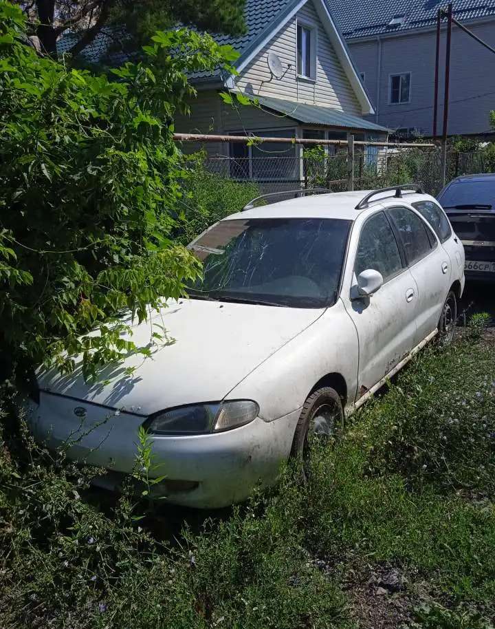 Продам хундай 1995г Hyundai Avante
