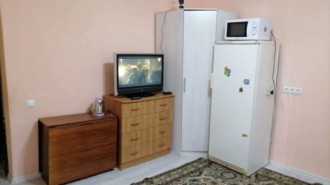 Продается комната, Серафимовича 55