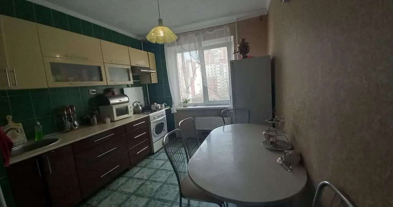 Сдаю комнату ЗЖМ. 2 Краснодарская