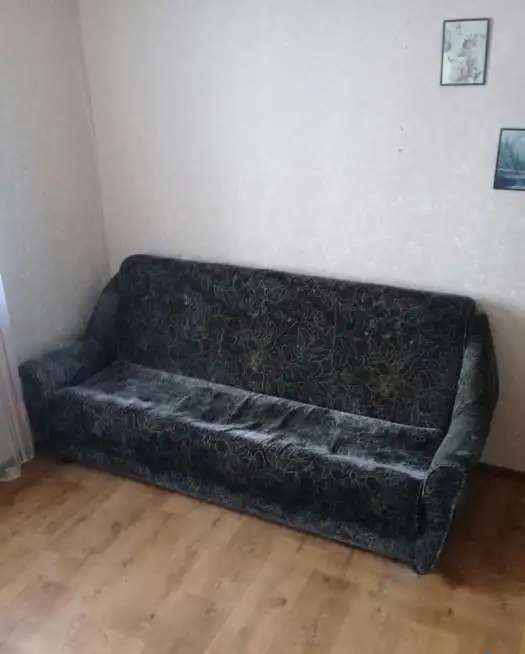 Сдам комнату на длительный срок в Железнодорожном районе по ул.Дзержинского.13а