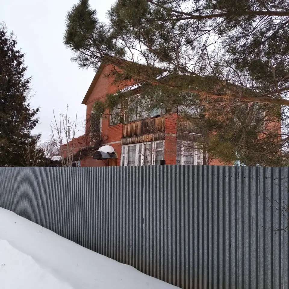 Продаю дом в Кинельском районе, Самарская обл., Кинельский р-н, сельское поселение Богдановка, СДТ Газовик, Цент 143,00 м2