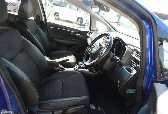 Продам Honda Fit