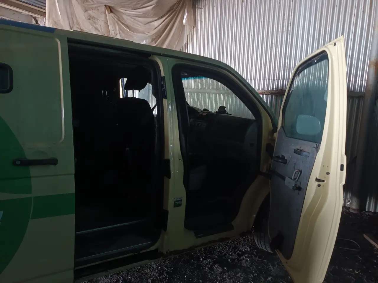 Бронированный автомобиль Евраком 2840-08 Феникс, 2012 г.в