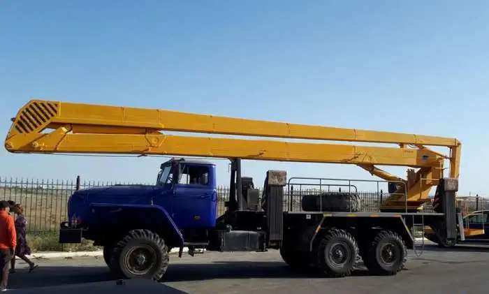 Аренда автовышки АГП-28 метров