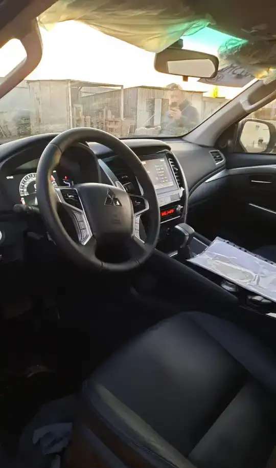 MITSUBISHI MONTERO SPORT 2022