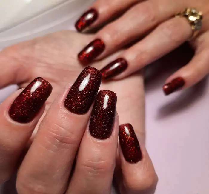 Маникюр/педикюр