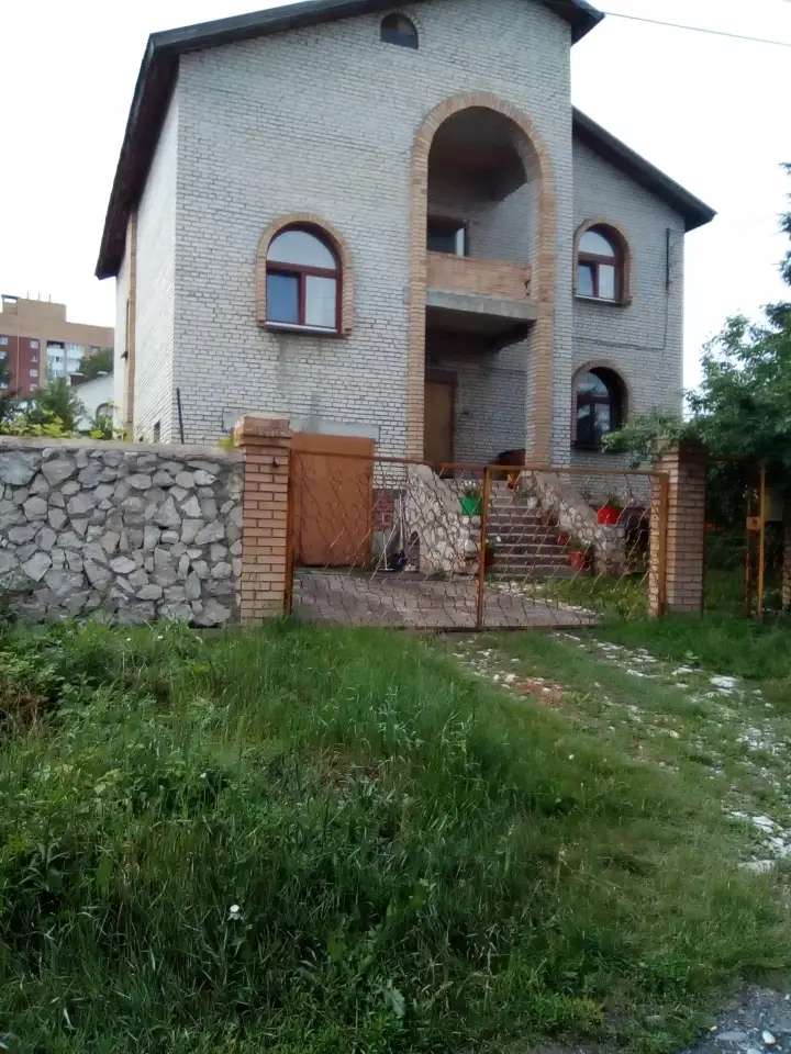 Продам или меняю коттедж в Самаре., Берёзовая аллея 16 312,00 м2