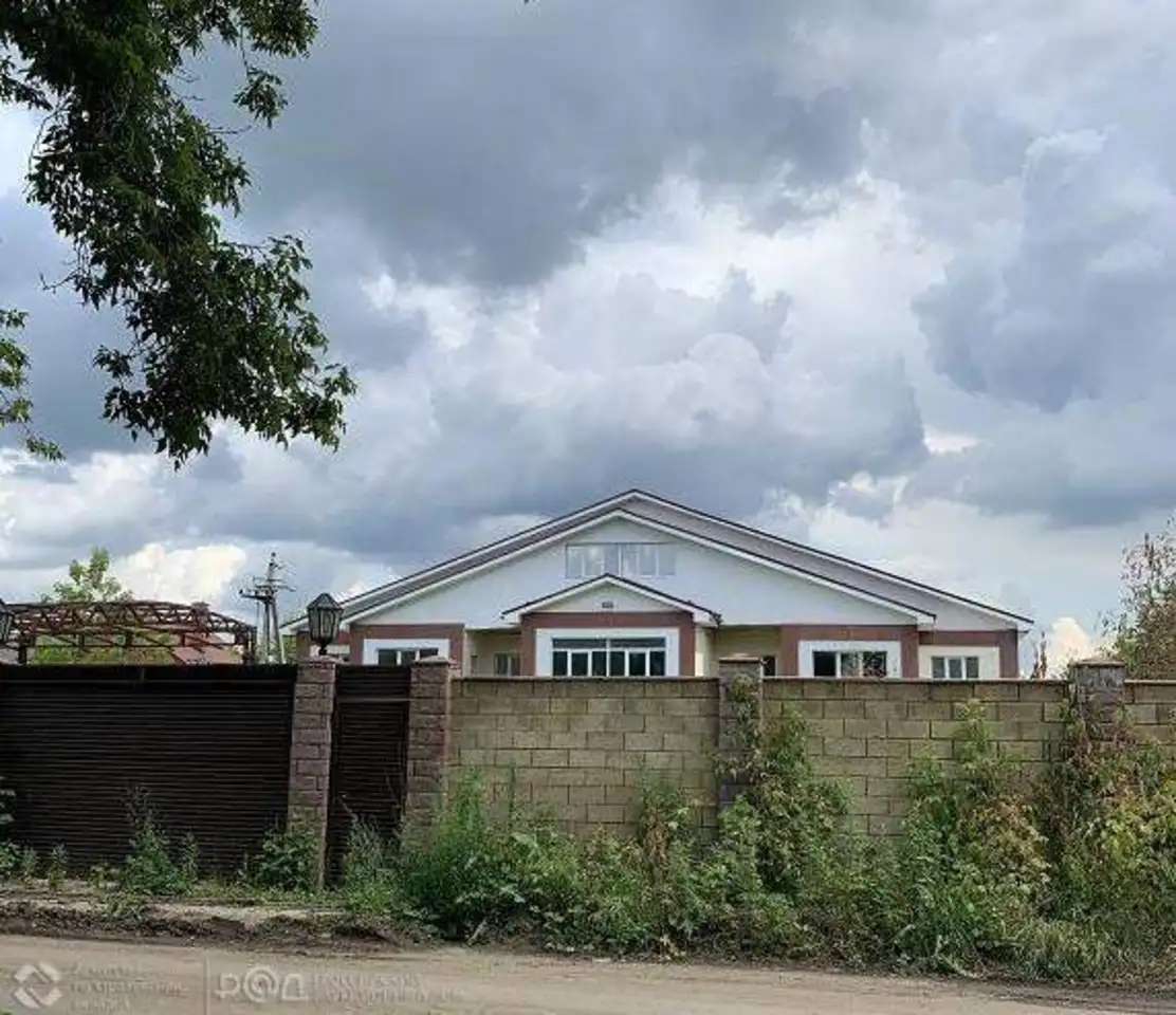 Срочная продажа! коттедж 590.4 м2 на участке 8.45 сот.