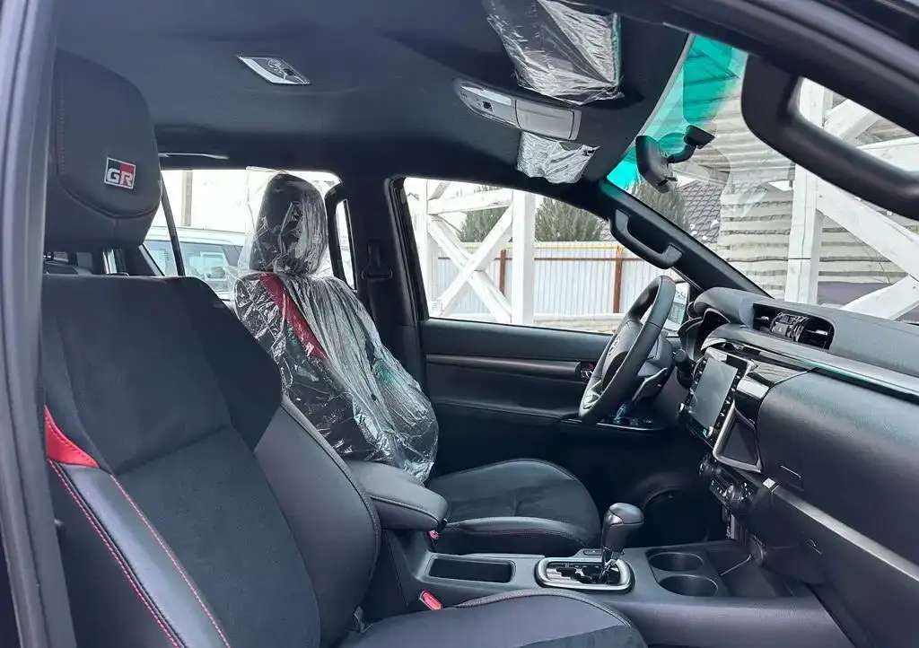 Toyota Hilux, 2022