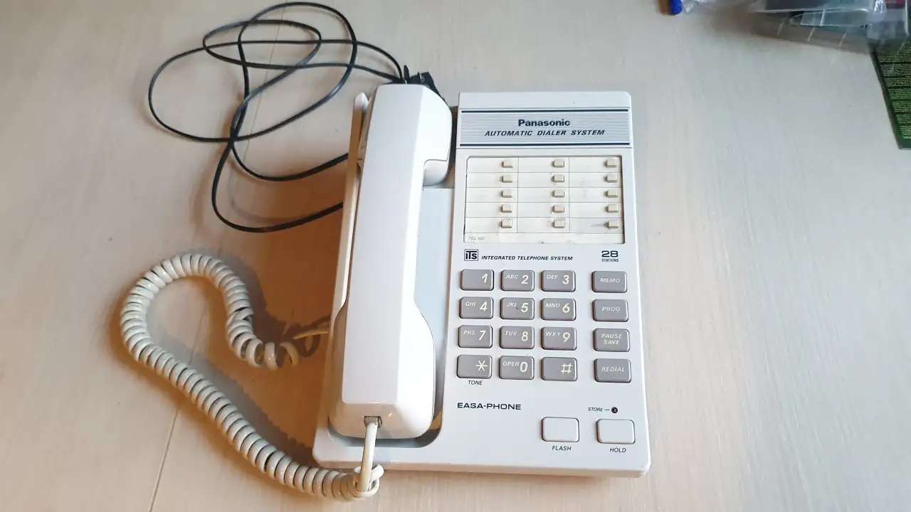 Стационарный телефон Panasonic Easa Phone KX-T2365