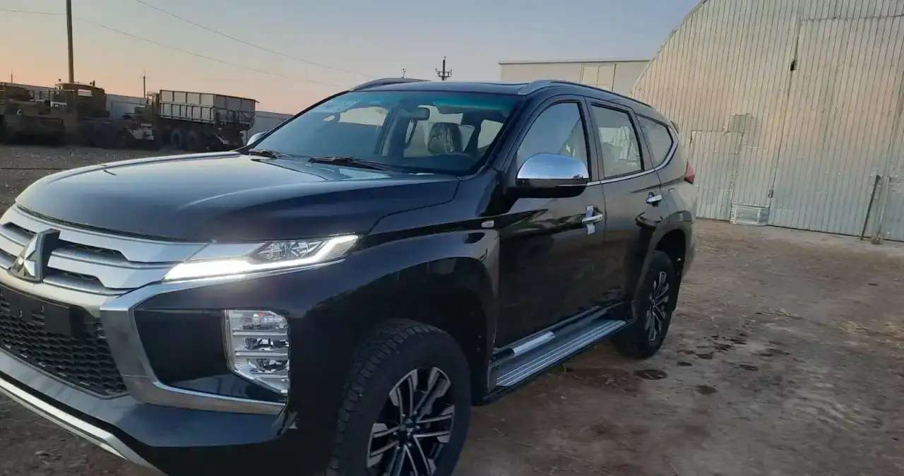 MITSUBISHI MONTERO SPORT 2022