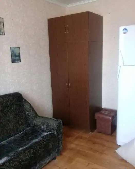 Сдам комнату на длительный срок в Железнодорожном районе по ул.Дзержинского.13а