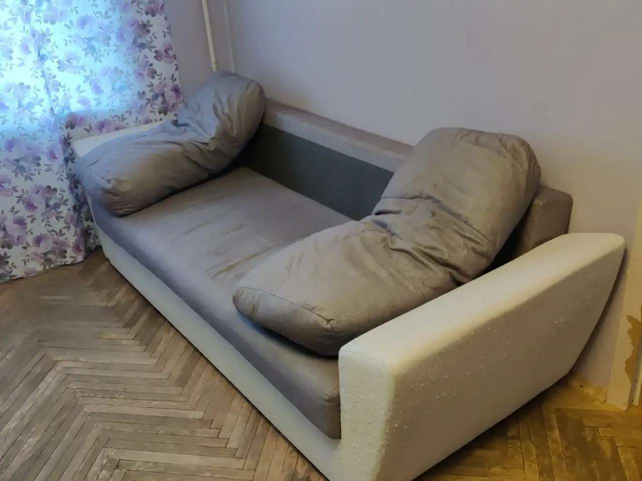 Диван прямой раскладной
