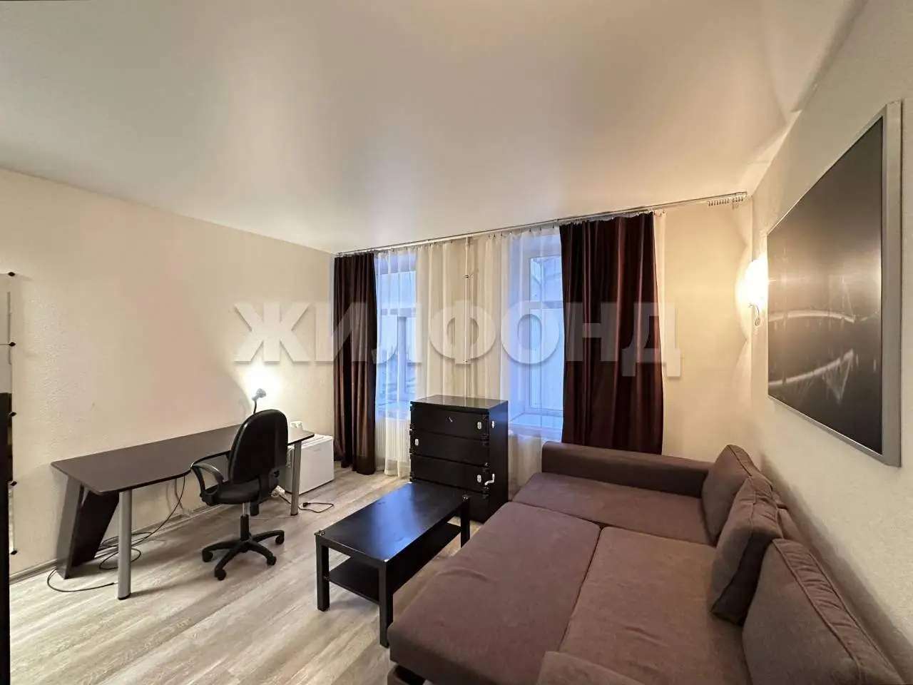Продается комната 21.1 м2 в 4 ком.кв.