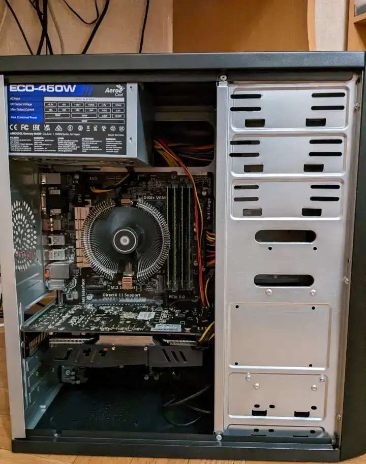 Rx 580 8gb/i5 4460/ssd 512/16 gb озу