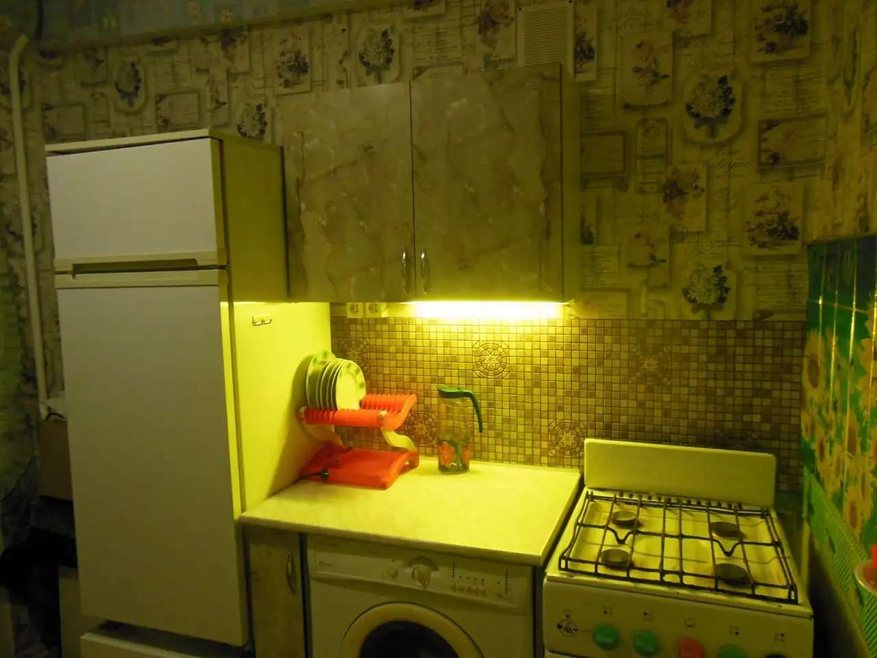 Продам комнату у метро от собственника