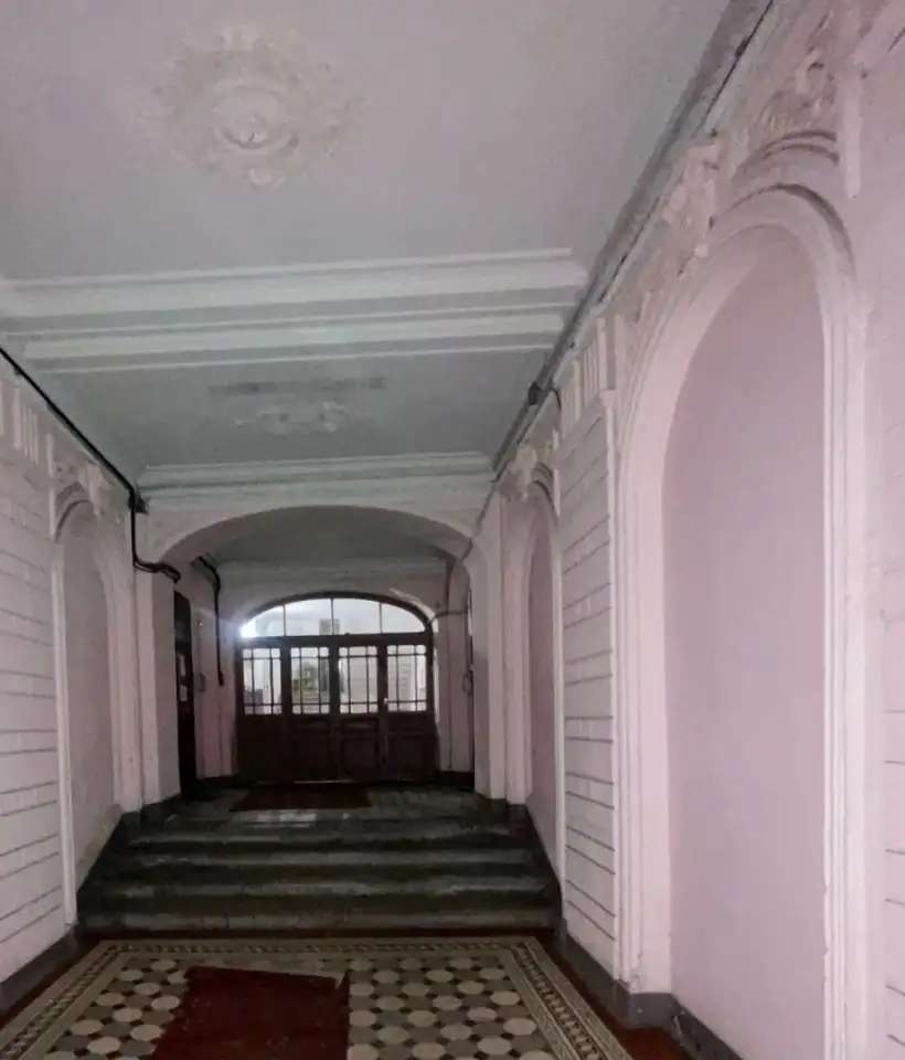 Продажа 8к квартиры 227 кв.м, Б. Сампсониевский пр 7, 227,60 м², 2 эт., Пл. Ленина м.,, Большой Сампсониевский пр 7