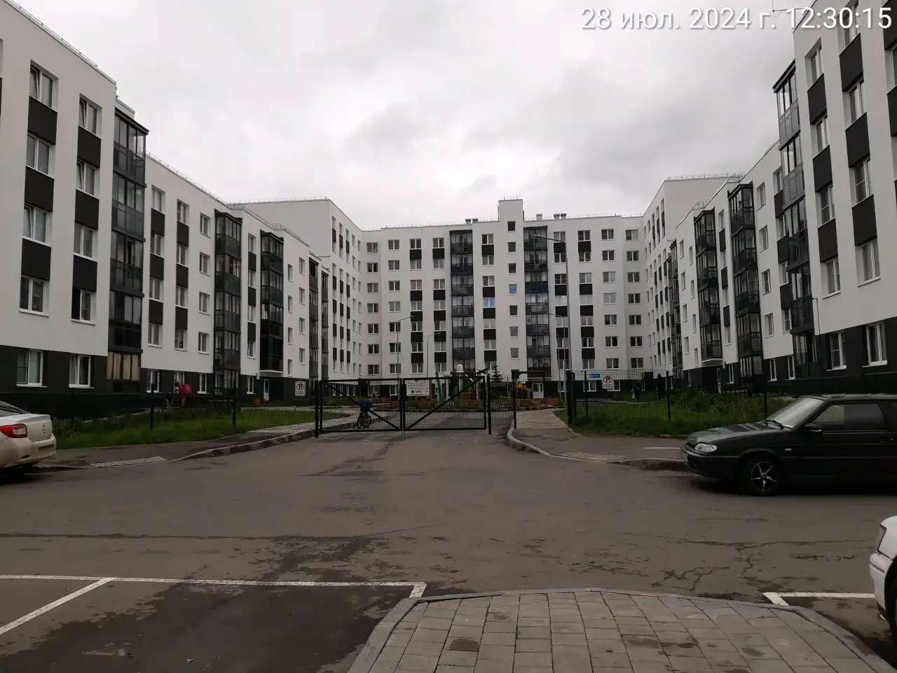 Сдам на длительный срок 3х комнатную квартиру ул. Евгения Савкова 44б, 3 этаж .