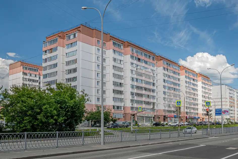 1-к квартира для 3-х гостей Екатеринбург, Бакинских комиссаров 107