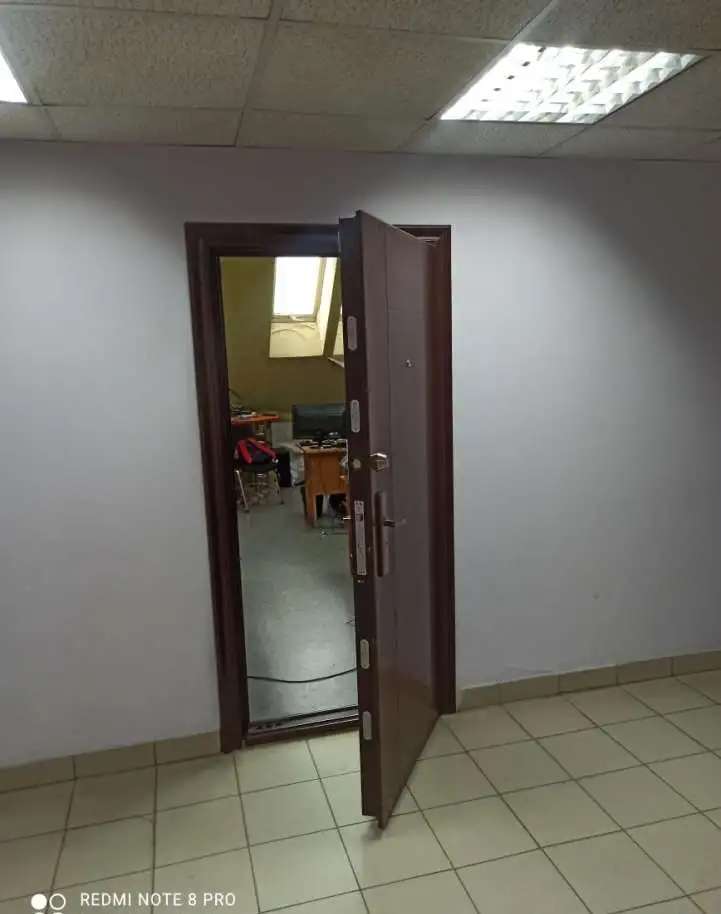 Продается офисное помещение, ул Комсомола, 38 30,00 м2