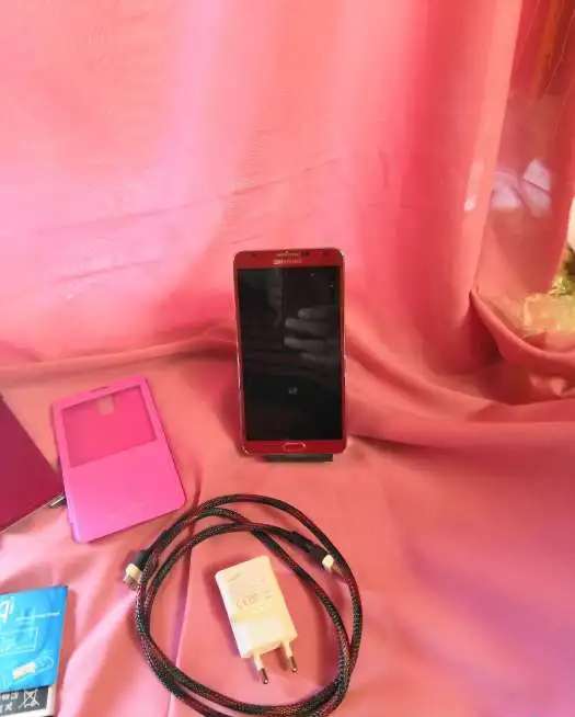 Продам смартфон Samsung galaxy note 3 sm-n9005 32gb
