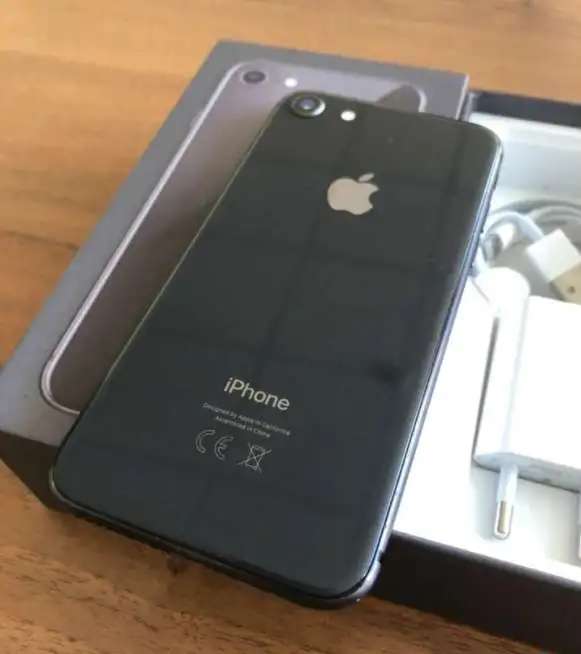 iPhone 8 64gb black