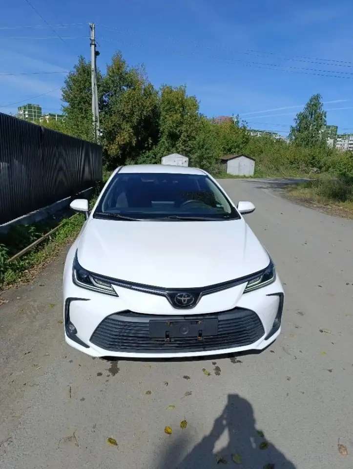 Продам автомобиль Toyota Corolla