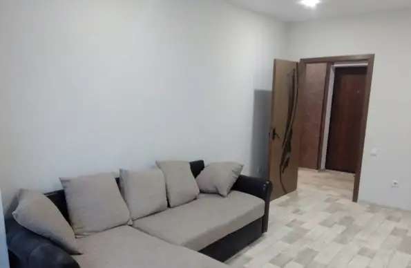 Квартира посуточно и по часам, Сыромолотова, 24