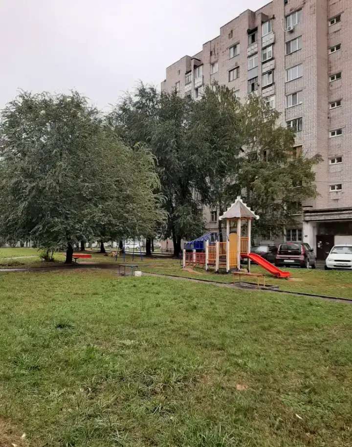 Продаю 1-комнатная ул. Побежимова 59, 30,00 м², 4 эт., Авиастрои́тельная, ул. Побежимова 59