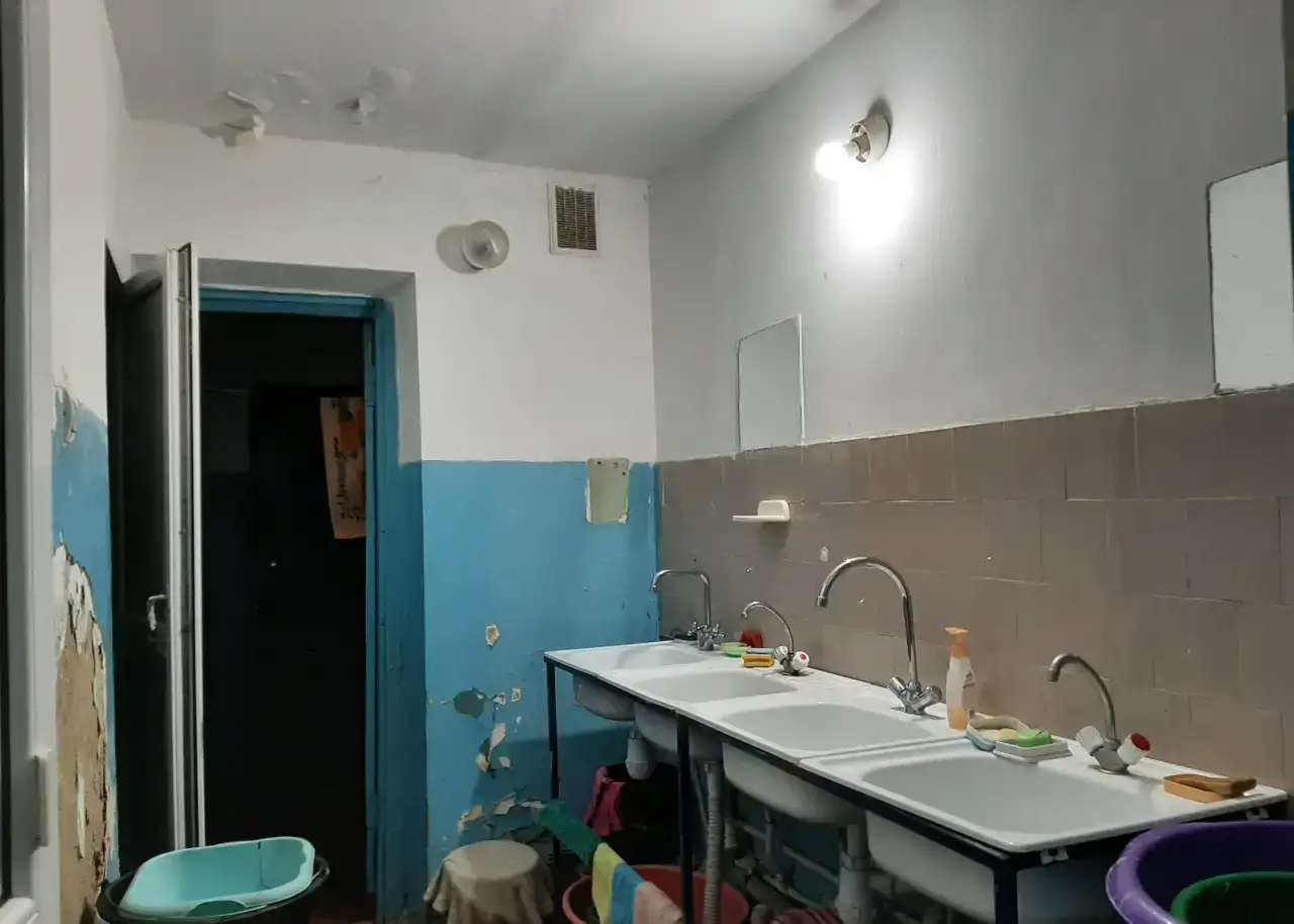 Продаю комнату 13 кв.м. ул. Карбышева. 60