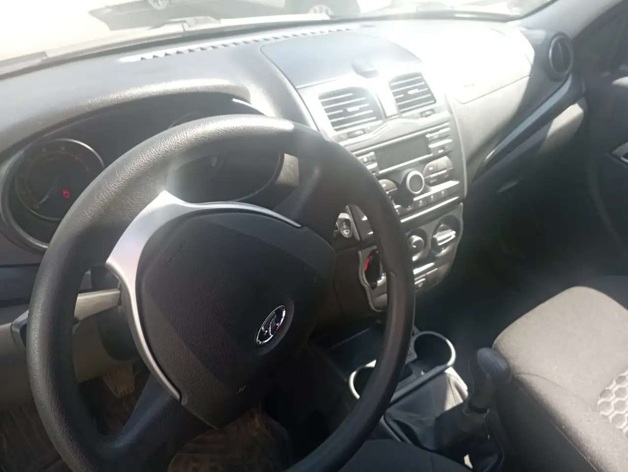 Автомобиль Лада Гранта