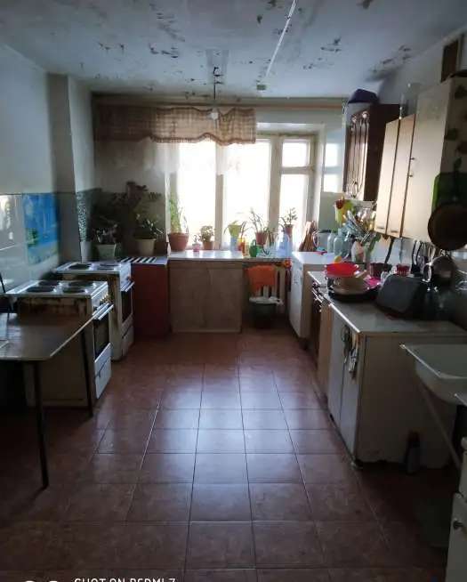 комната, Сулимова 27