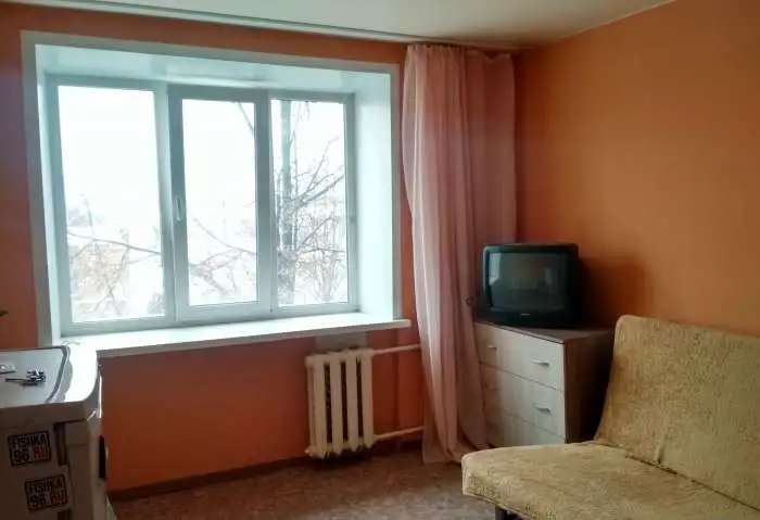 Продам комнату г.Екатеринбург ул.Донбасская д.41