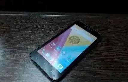 продам Motorola moto c