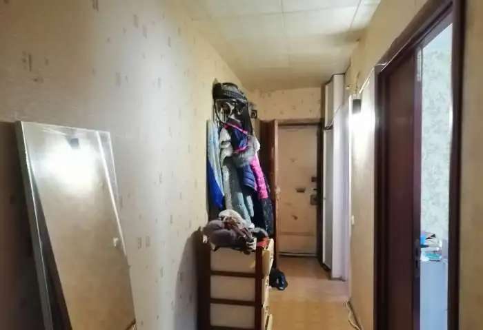 Продам комнату в Екатеринбурге, Крауля, 65