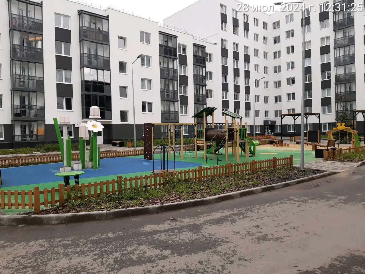 Сдам на длительный срок 3х комнатную квартиру ул. Евгения Савкова 44б, 3 этаж .